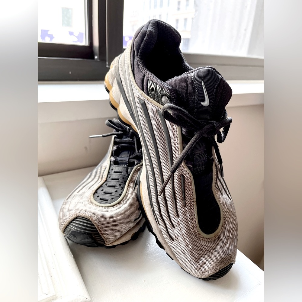 Rare Vintage Women’s Nike Max Air BRS 1000